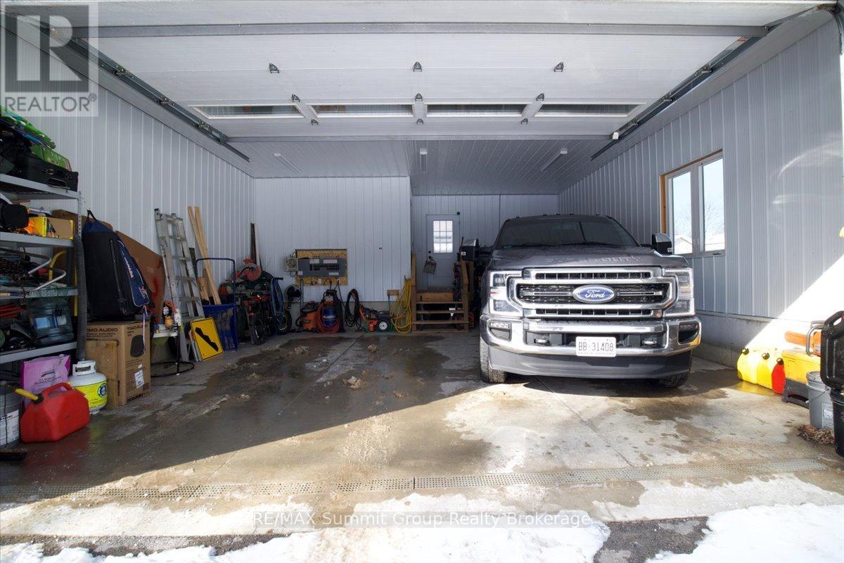 135 Confederation Drive, Chatsworth, Ontario  N0H 1R0 - Photo 24 - X12755256