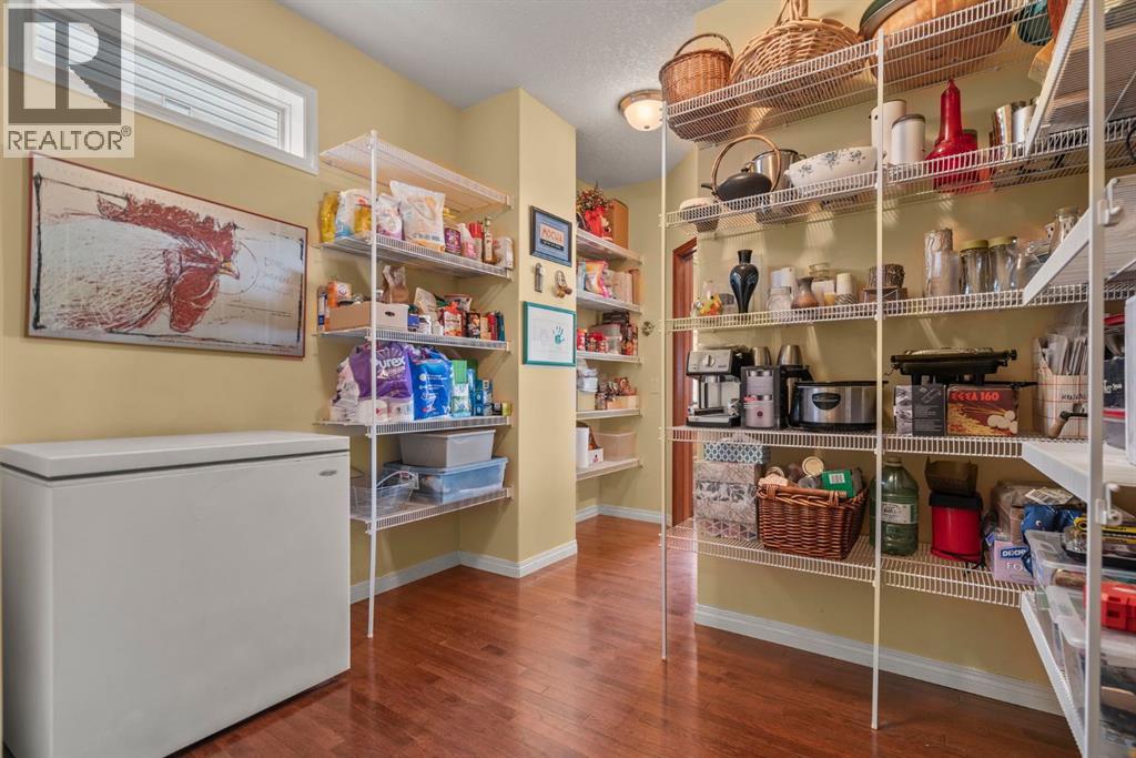 153 Crestridge Way Sw, Calgary, Alberta  T3B 5Z3 - Photo 13 - A2283540