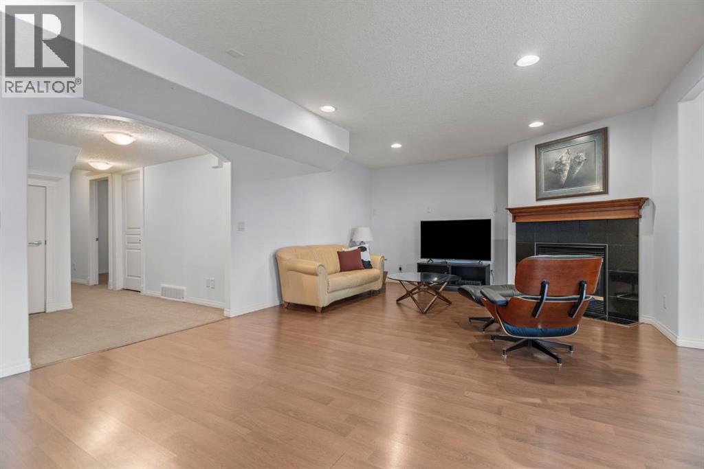 153 Crestridge Way Sw, Calgary, Alberta  T3B 5Z3 - Photo 34 - A2283540