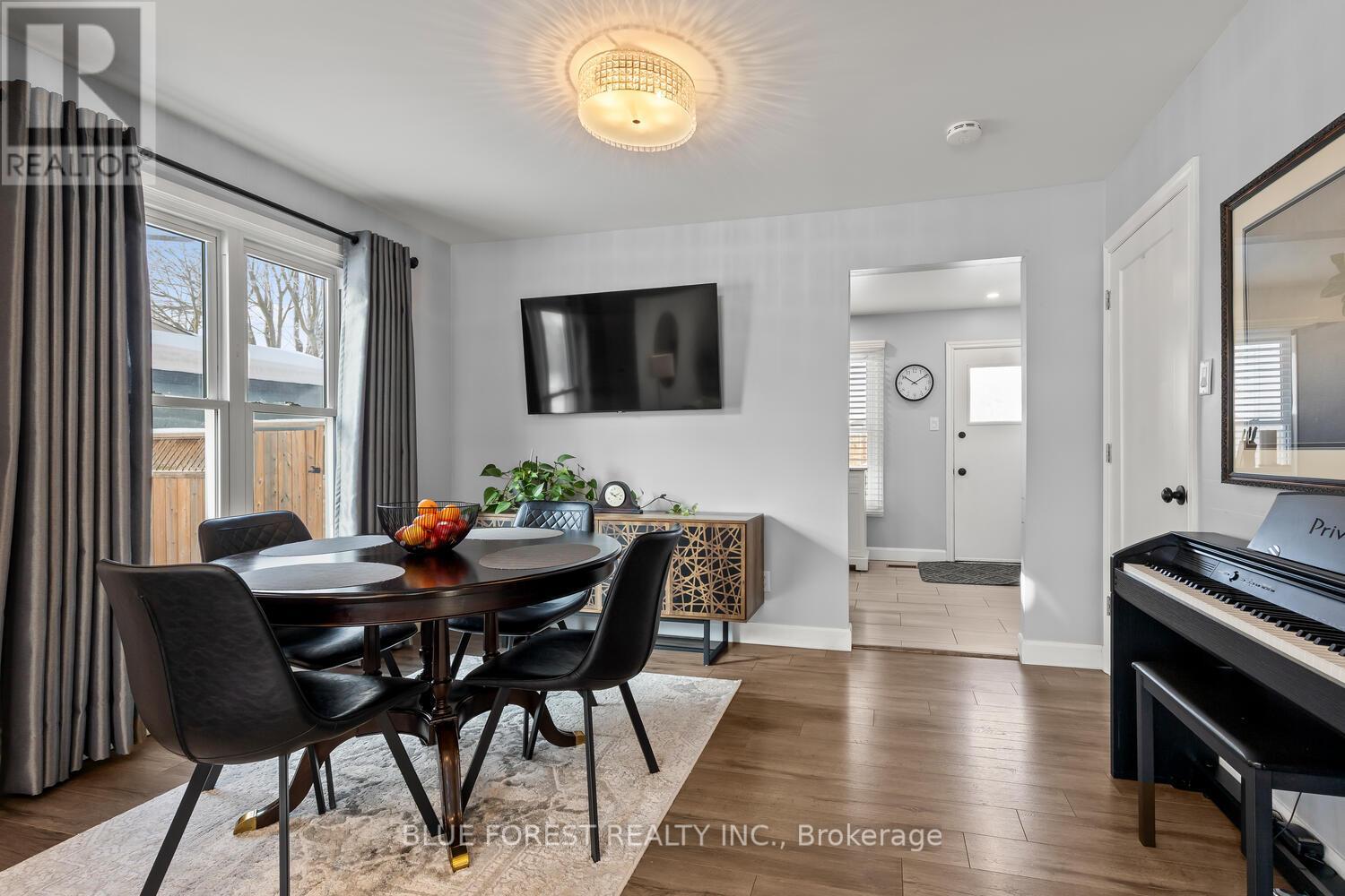 41 Elvira Crescent, London South, Ontario  N6E 2N1 - Photo 8 - X12754670