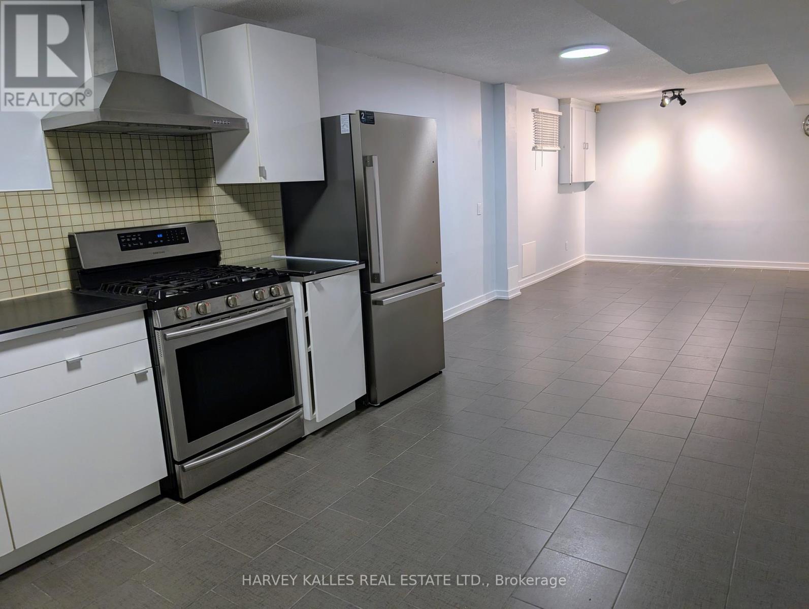 Bsmt - 49 Beatrice Way, Vaughan (East Woodbridge), Ontario  L4L 5T3 - Photo 2 - N12755210