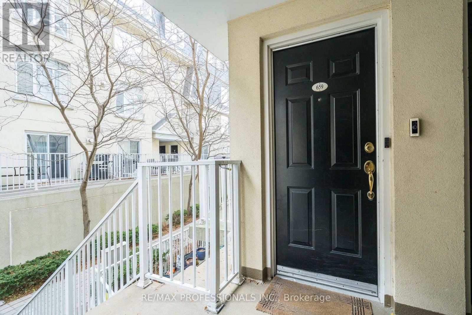 659 - 38 Stadium Road, Toronto (Niagara), Ontario  M5V 3P4 - Photo 4 - C12755250