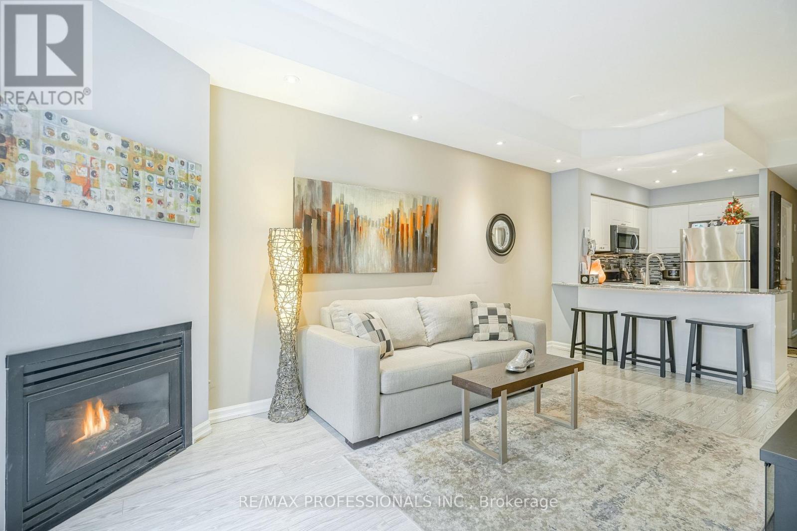 659 - 38 Stadium Road, Toronto (Niagara), Ontario  M5V 3P4 - Photo 5 - C12755250