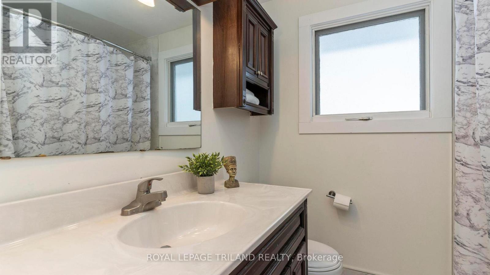 535 Grand View Avenue, London South, Ontario  N6K 3E8 - Photo 26 - X12755356