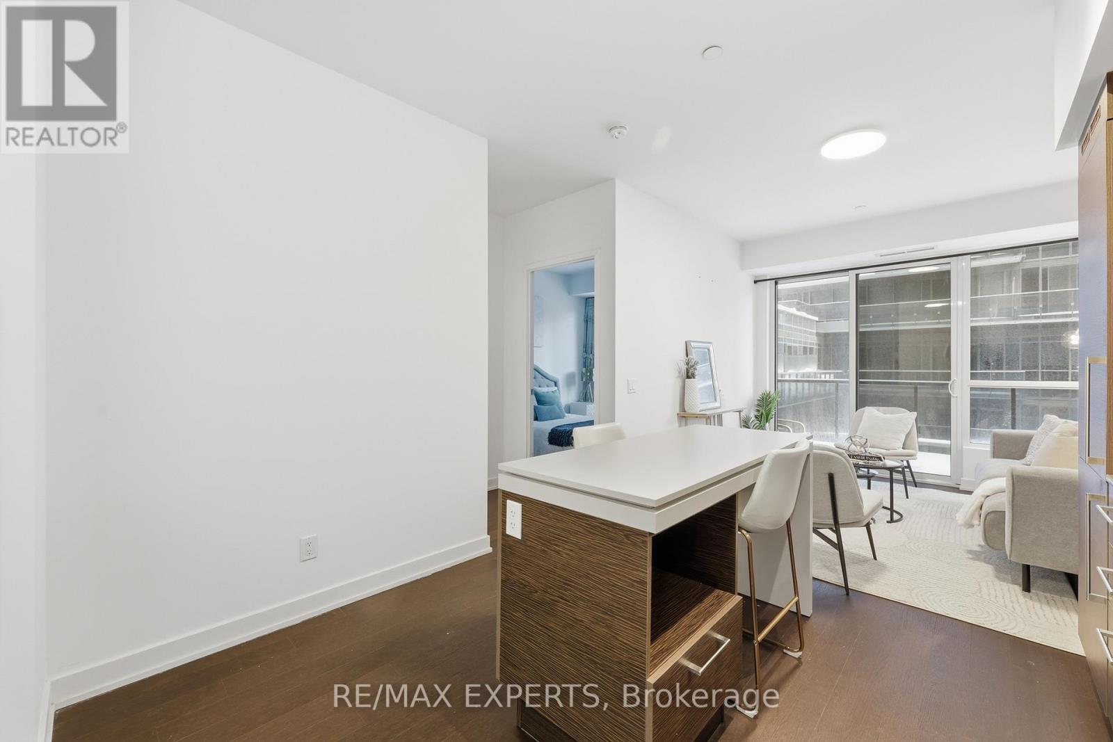 438 - 1030 King Street W, Toronto, Ontario  M6K 0B4 - Photo 4 - C12755428