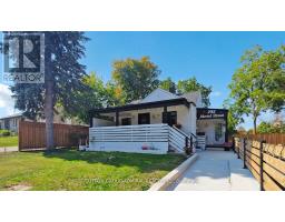 242 MURIEL STREET, Newmarket, Ontario