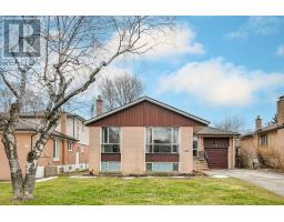 93 SEARLE AVENUE, Toronto, Ontario