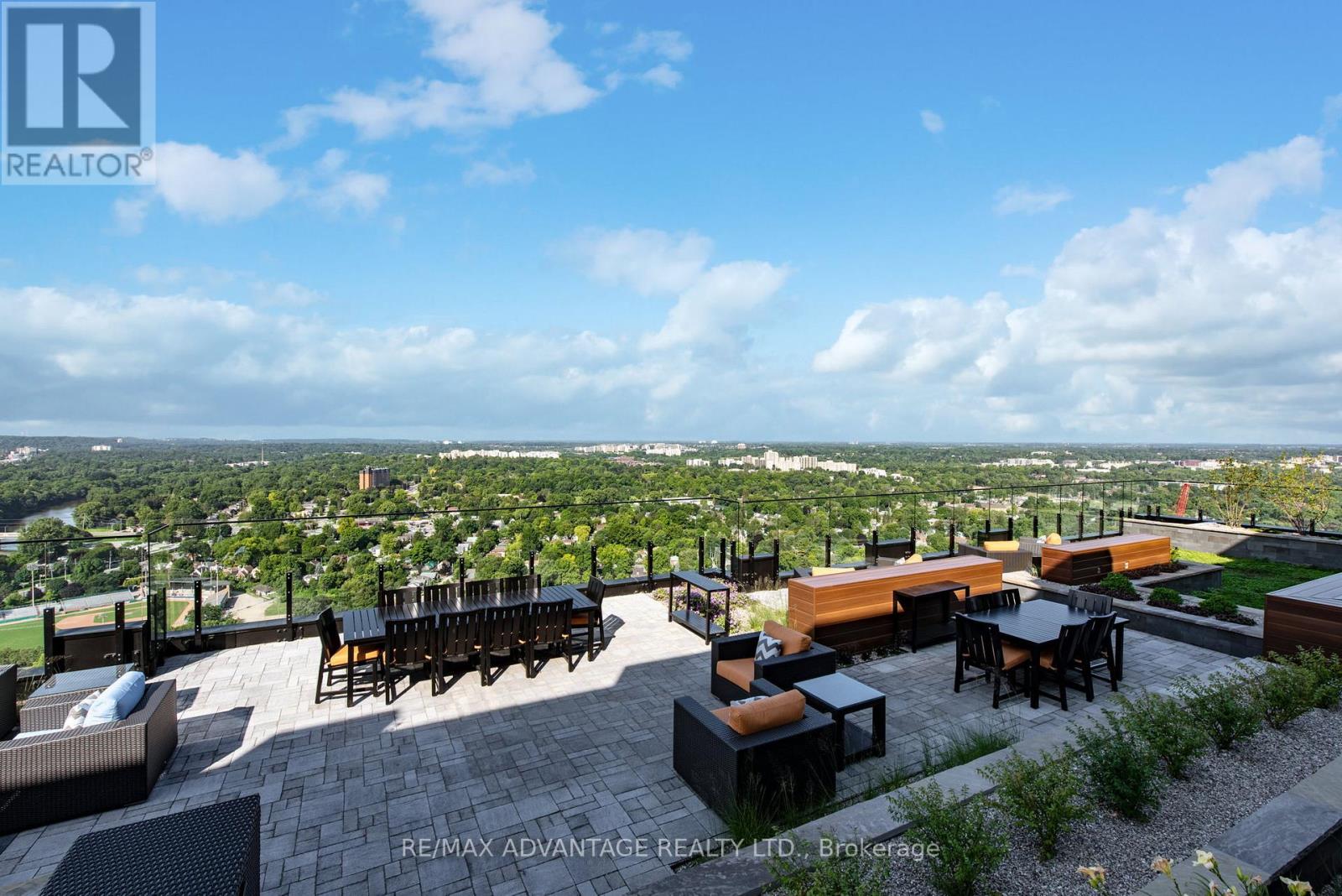 2002 - 505 Talbot Street, London East, Ontario  N6A 2S6 - Photo 21 - X12755176