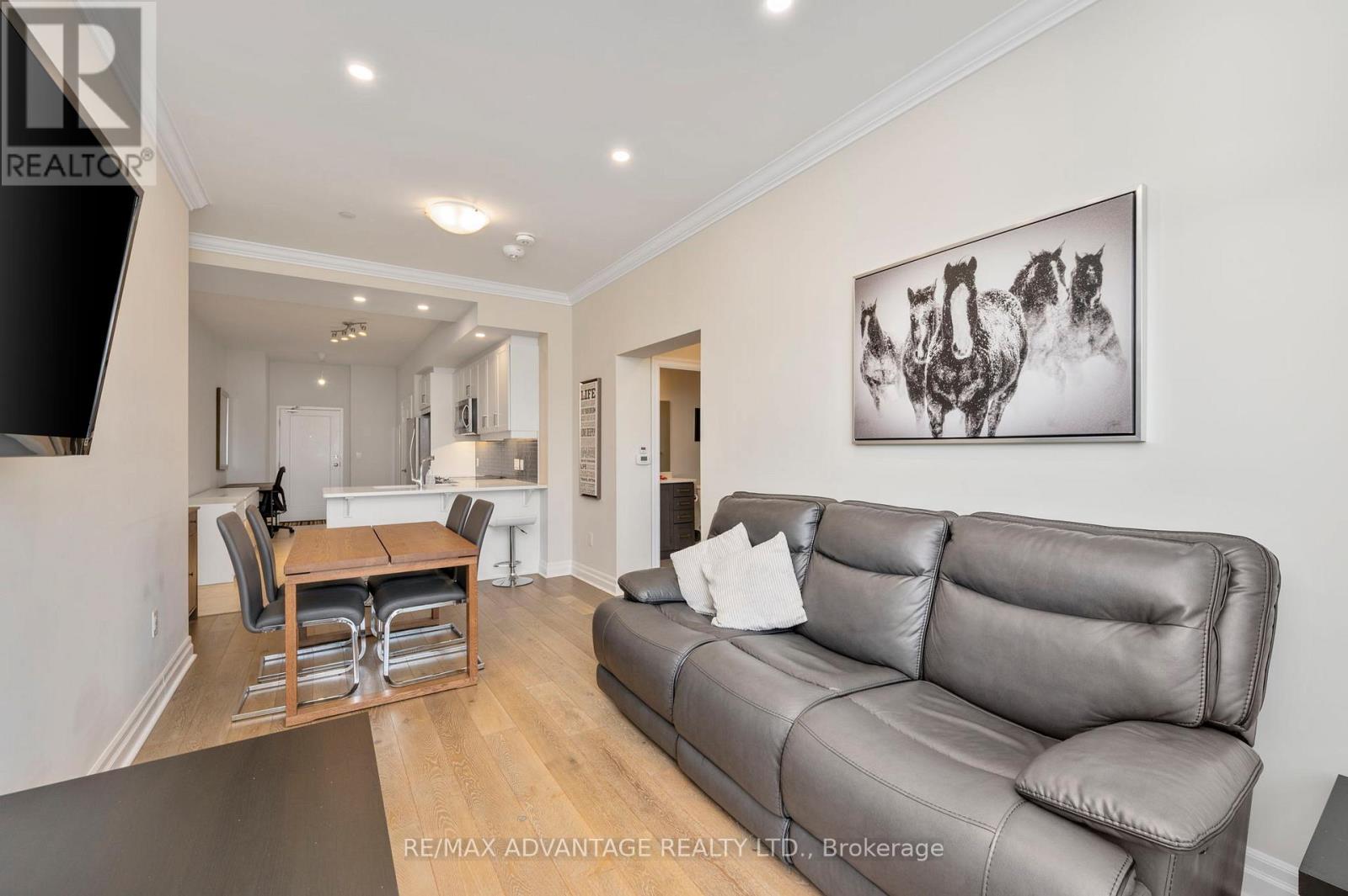 2002 - 505 Talbot Street, London East, Ontario  N6A 2S6 - Photo 6 - X12755176