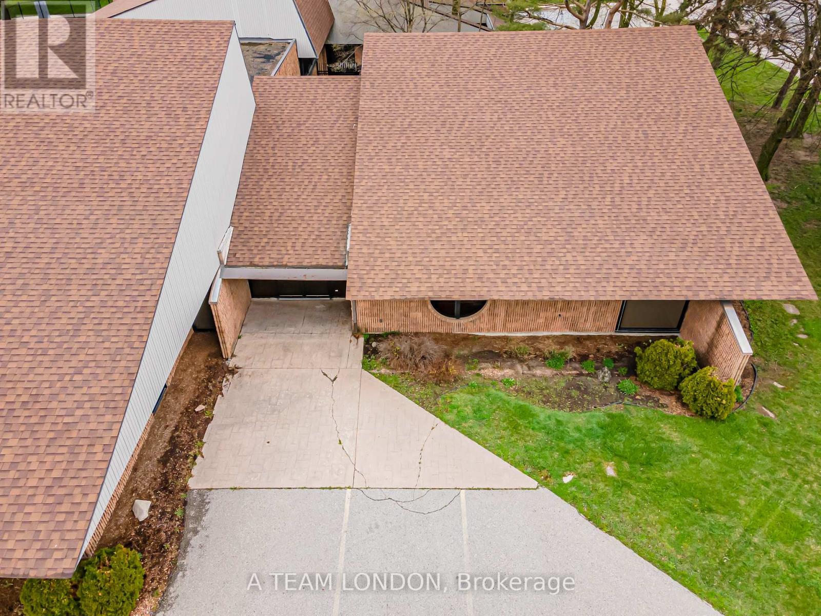 A - 743 Wellington Road, London South, Ontario  N6C 4R5 - Photo 12 - X12022486