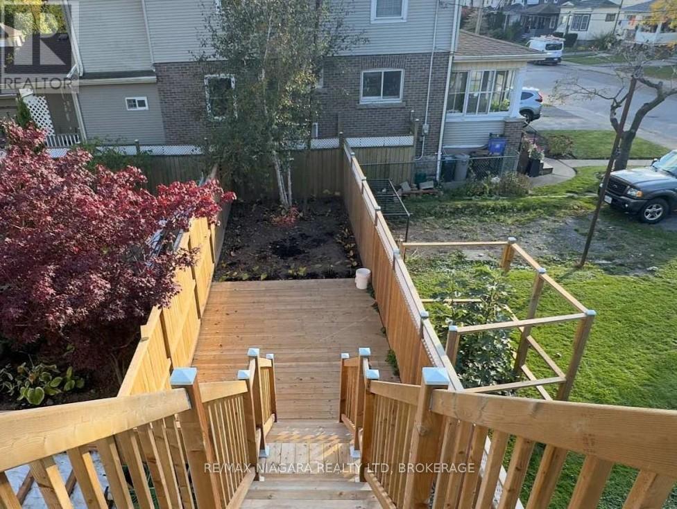 A - 4992 Mcrae Street, Niagara Falls, Ontario  L2E 1P1 - Photo 10 - X12487751