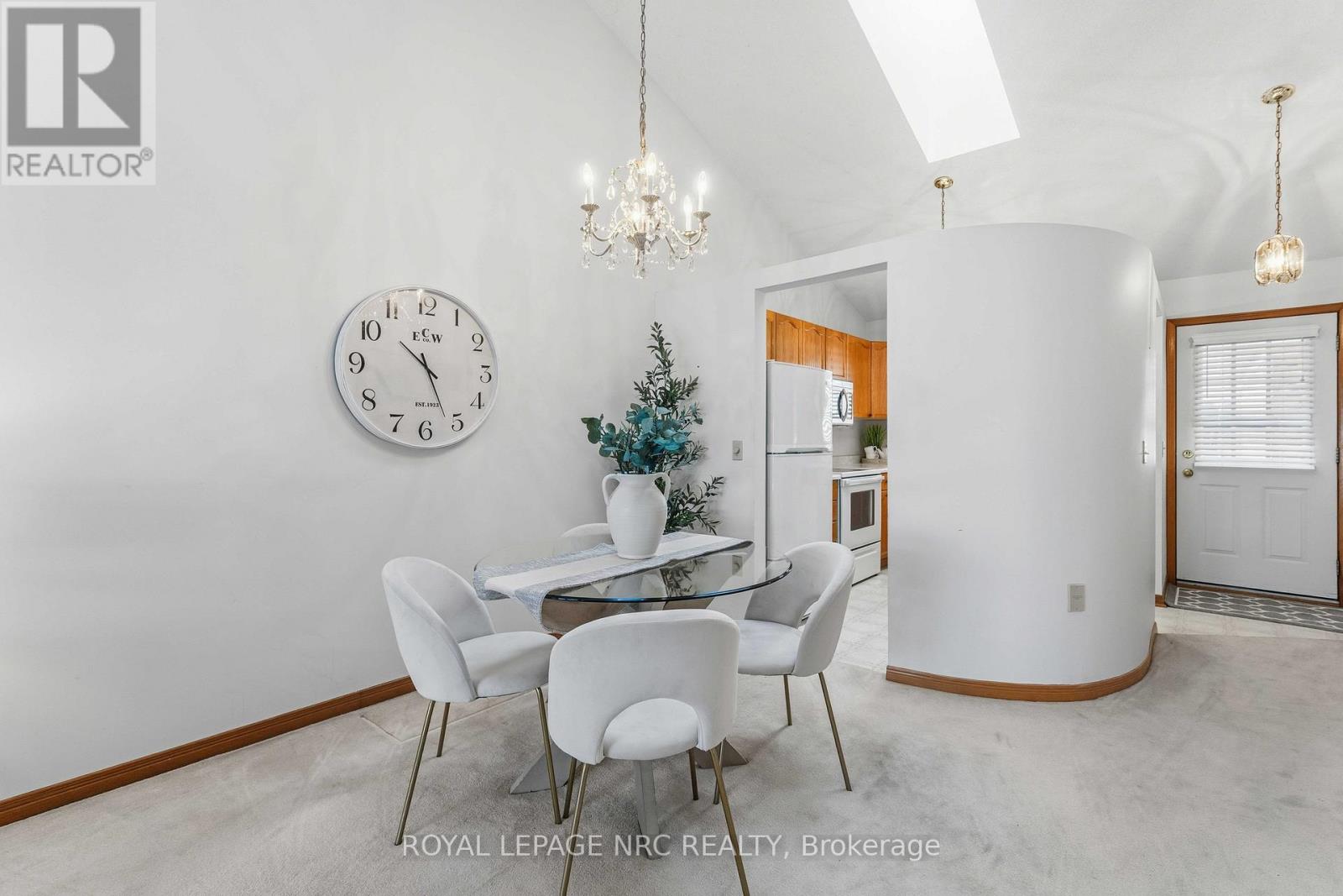 4115 Apple Blossom Lane, Lincoln (Lincoln-Jordan/vineland), Ontario  L0R 2C0 - Photo 18 - X12683736