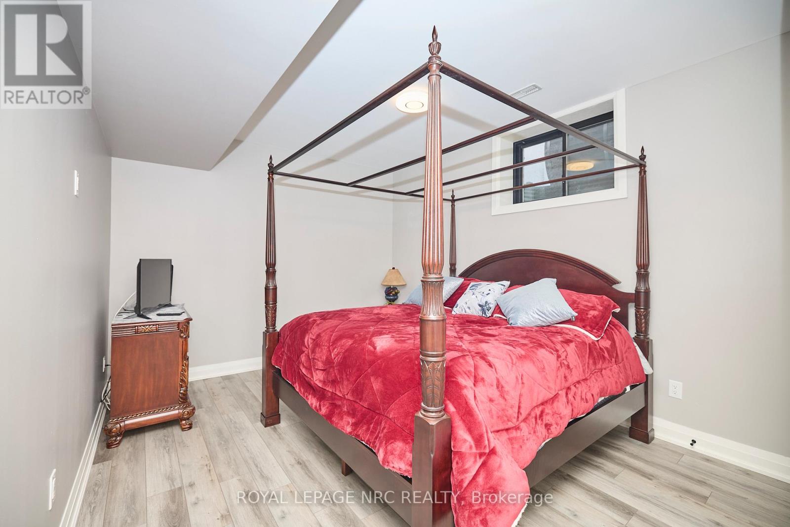 1174 Spears Road, Fort Erie, Ontario  L2A 4N1 - Photo 29 - X12747744