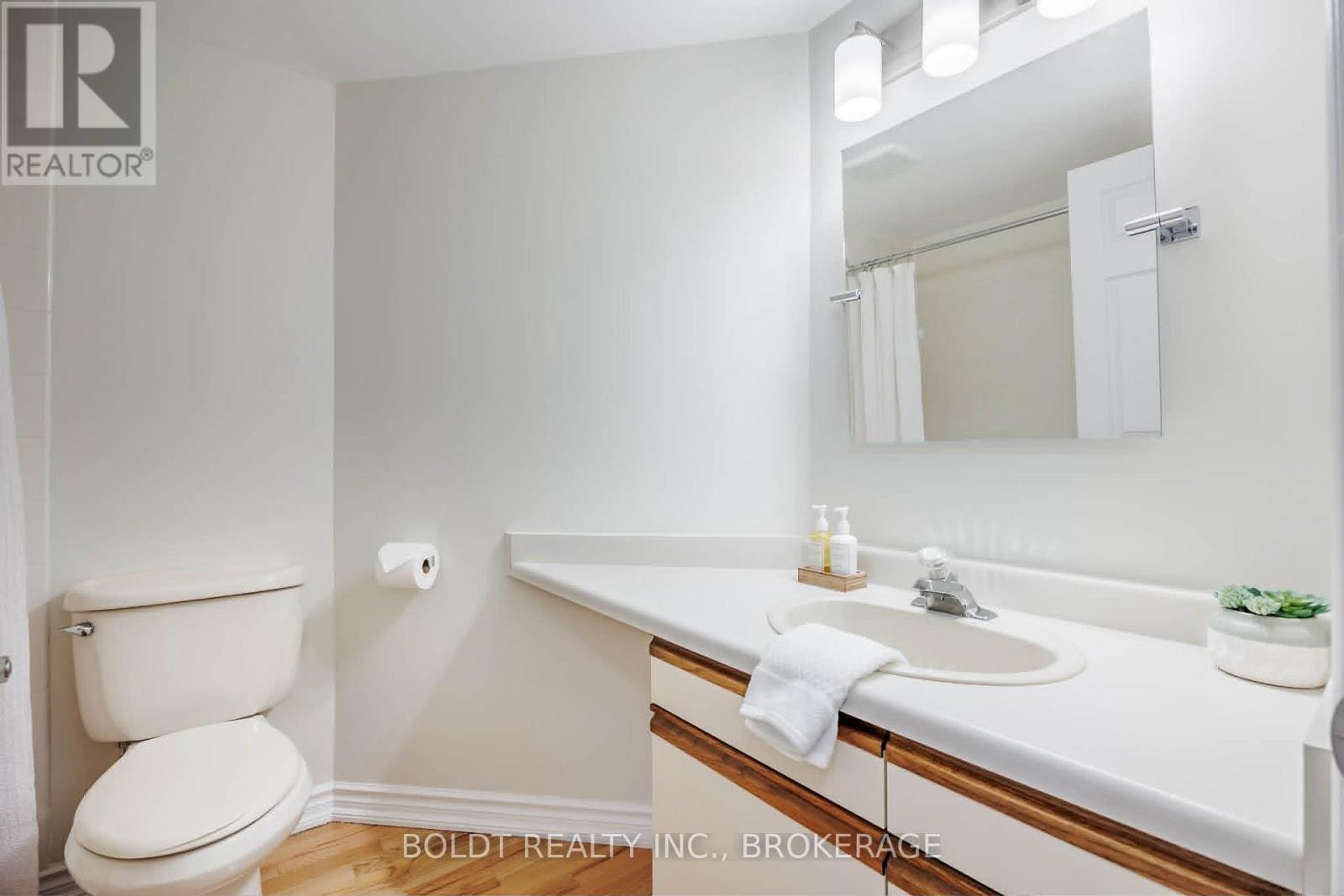 301 - 244 Lakeshore Road, St. Catharines (Vine/linwell), Ontario  L2M 1R6 - Photo 15 - X12754028