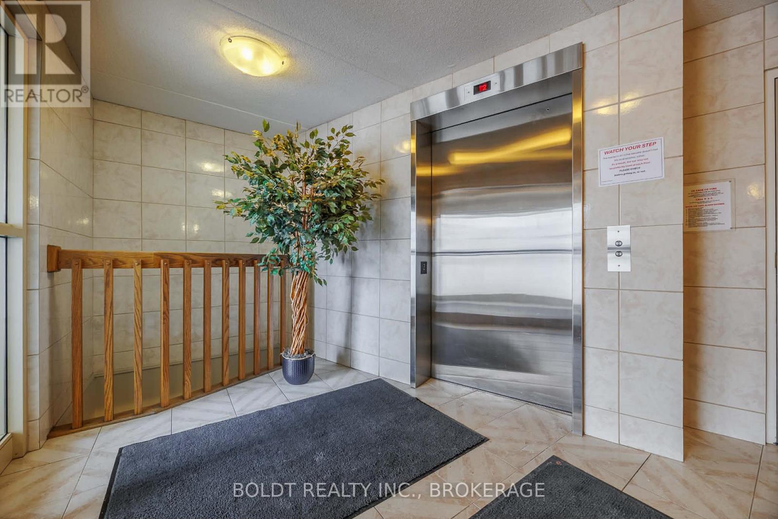 301 - 244 Lakeshore Road, St. Catharines (Vine/linwell), Ontario  L2M 1R6 - Photo 18 - X12754028