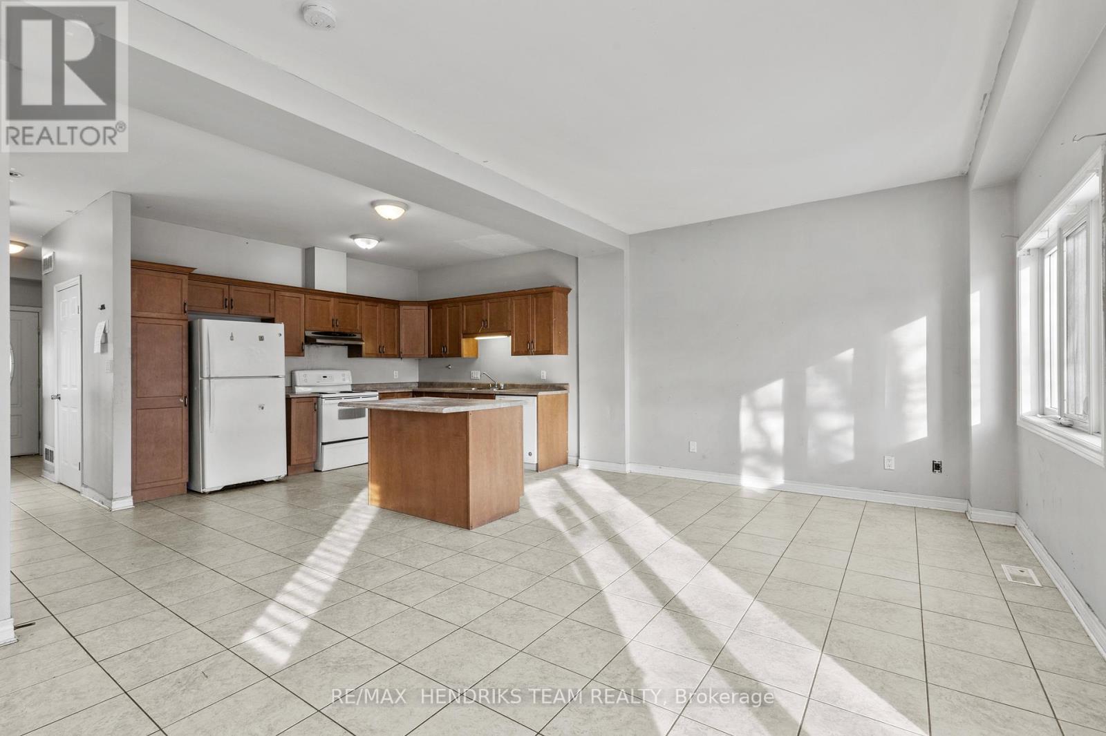 2 Townline Road E, Thorold (Thorold Downtown), Ontario  L2V 2C3 - Photo 13 - X12754662