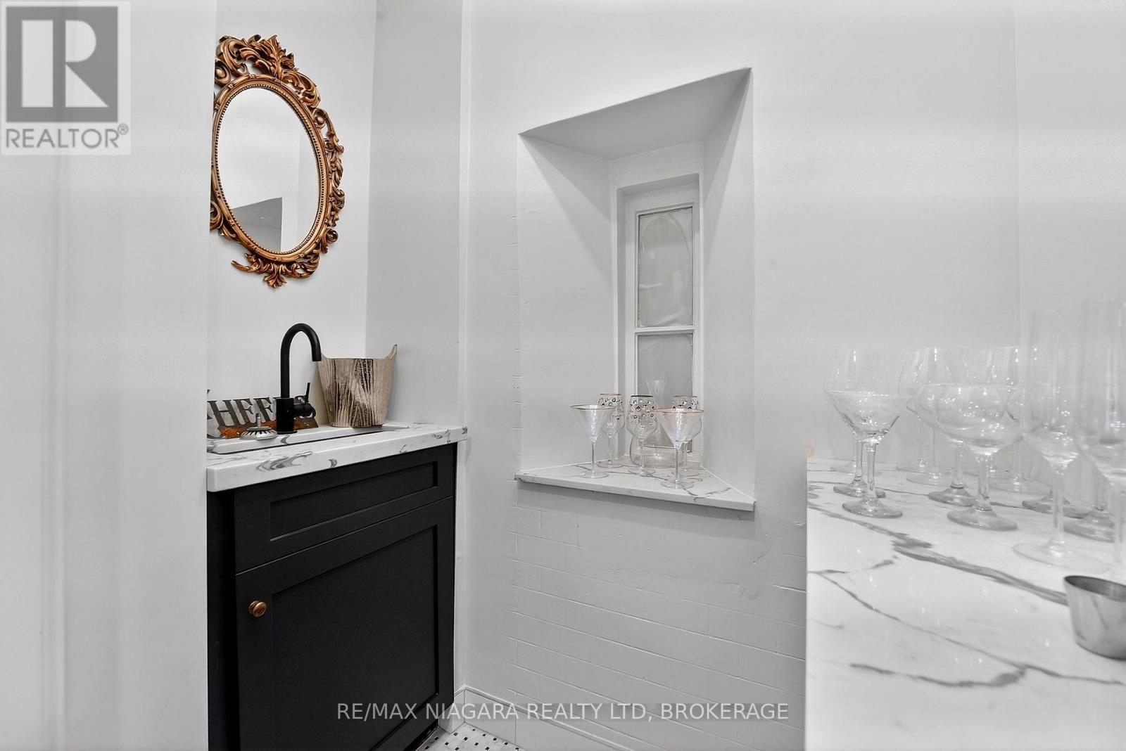 1840 Decew Road, Thorold (Confederation Heights), Ontario  L0S 1E6 - Photo 17 - X12754666