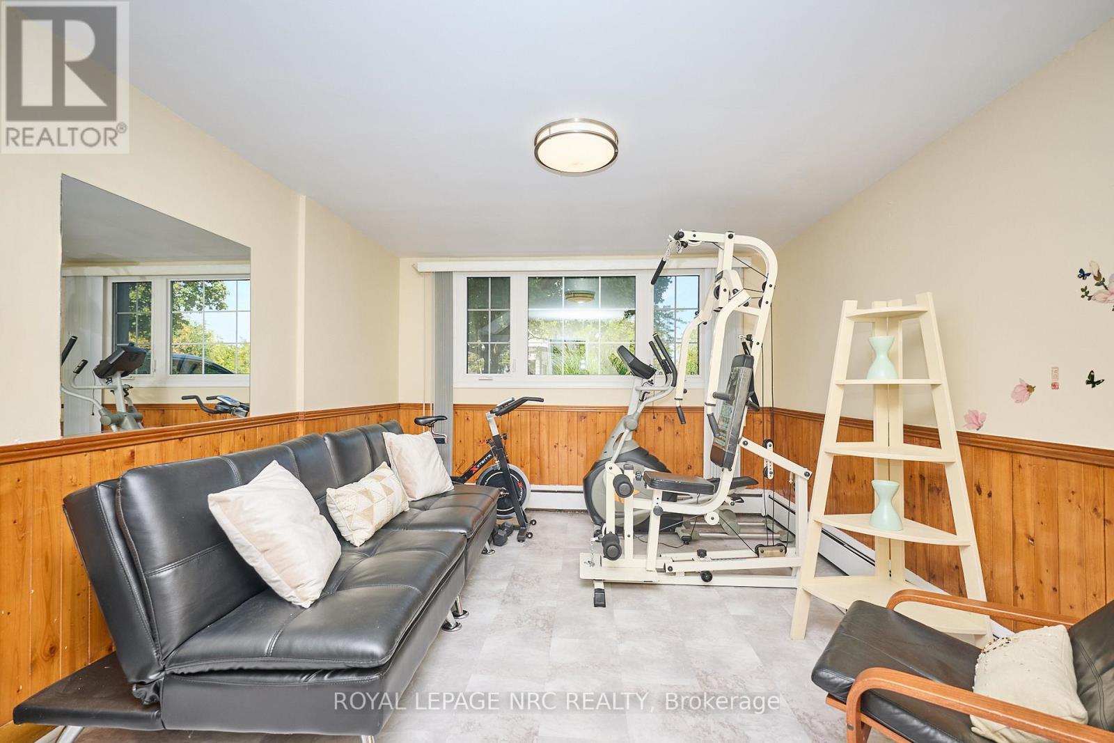 81 Riverview Boulevard, St. Catharines, Ontario  L2T 3L9 - Photo 37 - X12754984