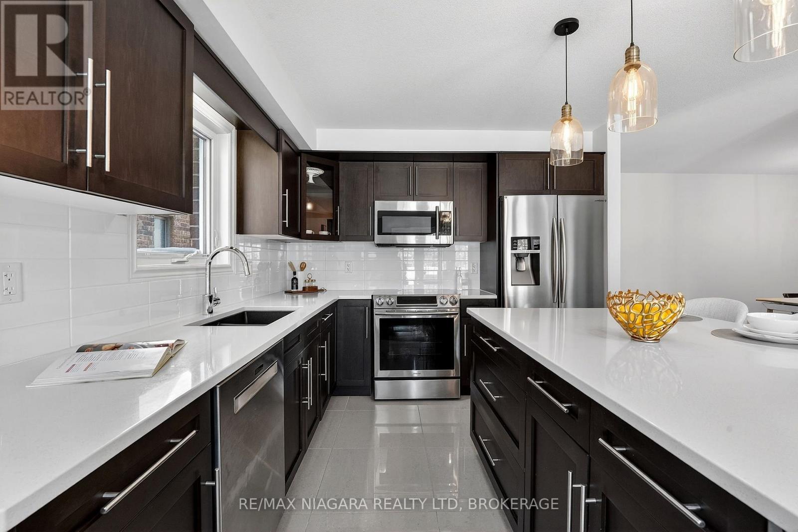 5799 Osprey Avenue, Niagara Falls, Ontario  L2H 0G2 - Photo 13 - X12755170