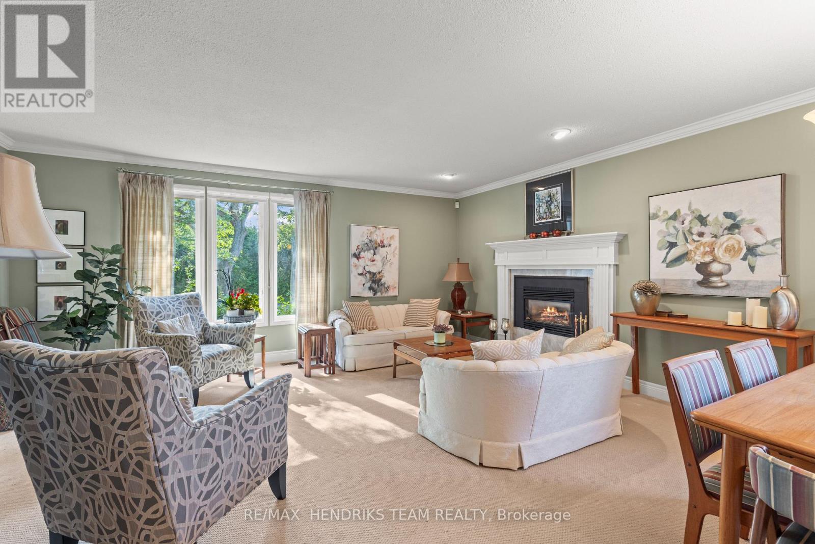 704 Vine Street, St. Catharines, Ontario  L2M 7L7 - Photo 9 - X12755338