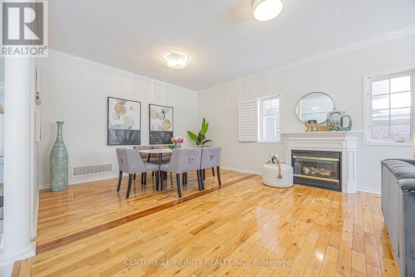 31 Gloria Crescent, Whitby, Ontario  L1P 1V4 - Photo 7 - E12754638