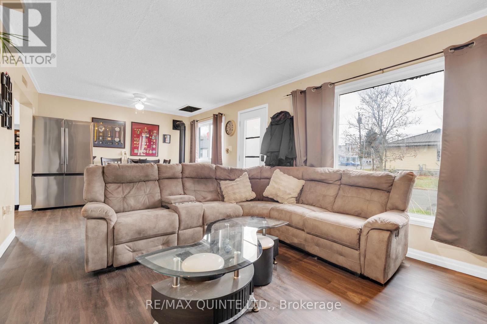 60 Oxford Road, Quinte West, Ontario  K0K 2C0 - Photo 6 - X12556168