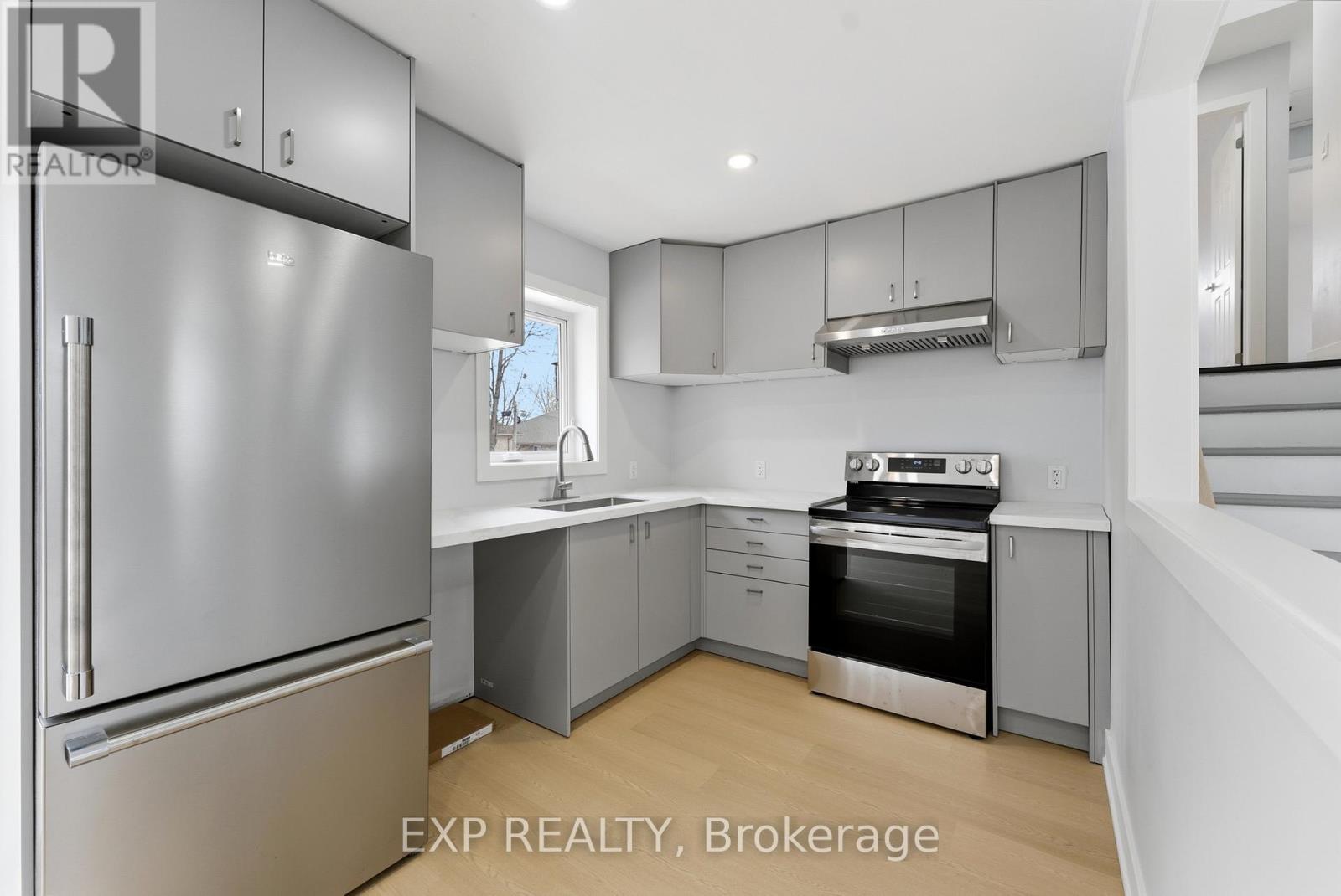 19 Alfred Drive, Belleville, Ontario  K8N 4M6 - Photo 9 - X12694012