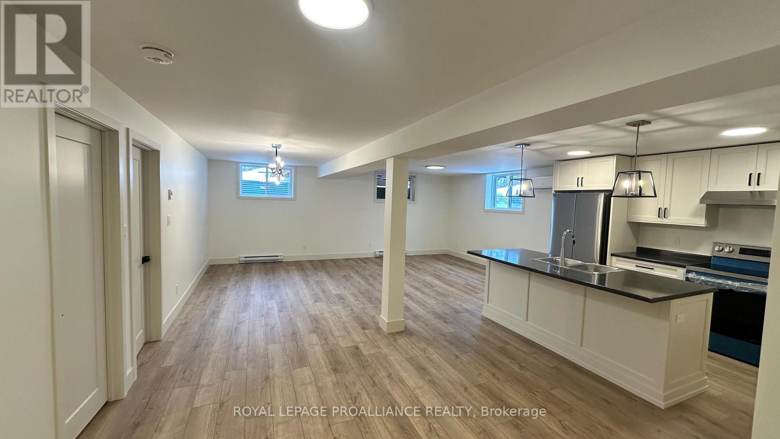 B - 162 Sienna Avenue, Belleville (Belleville Ward), Ontario  K8P 0J6 - Photo 5 - X12750060