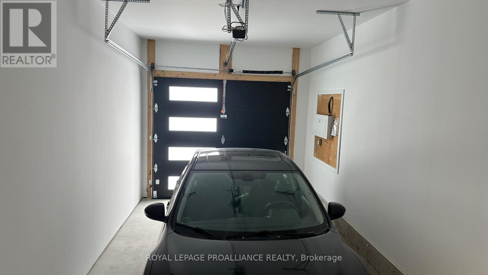 B - 162 Sienna Avenue, Belleville (Belleville Ward), Ontario  K8P 0J6 - Photo 16 - X12750060