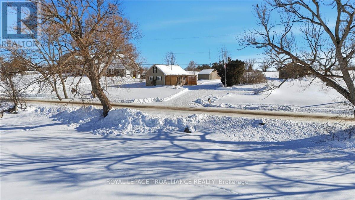 880 Big Island Road, Prince Edward County (Sophiasburg Ward), Ontario  K0K 1W0 - Photo 33 - X12754322