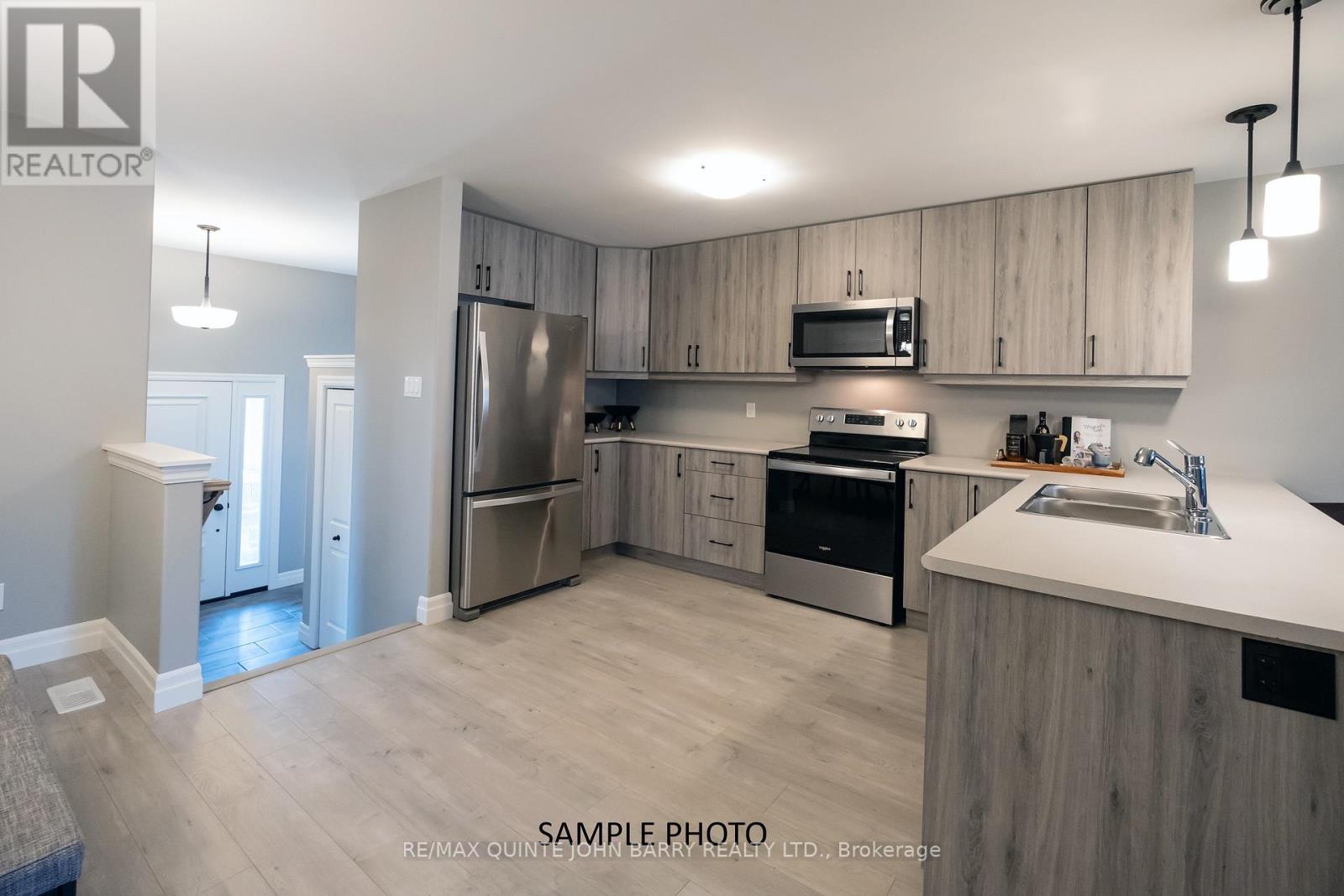 Lot 42 - 27 Parkland Circle, Quinte West (Murray Ward), Ontario  K8V 0R3 - Photo 4 - X12754398