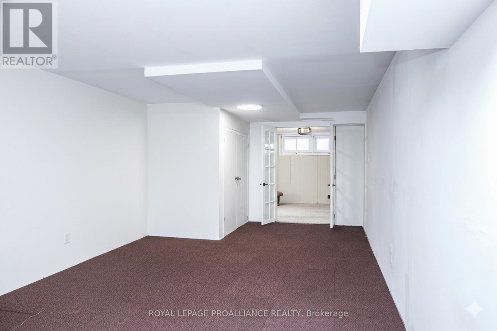 10 Devere Gardens, Quinte West (Trenton Ward), Ontario  K8V 3M3 - Photo 37 - X12754462