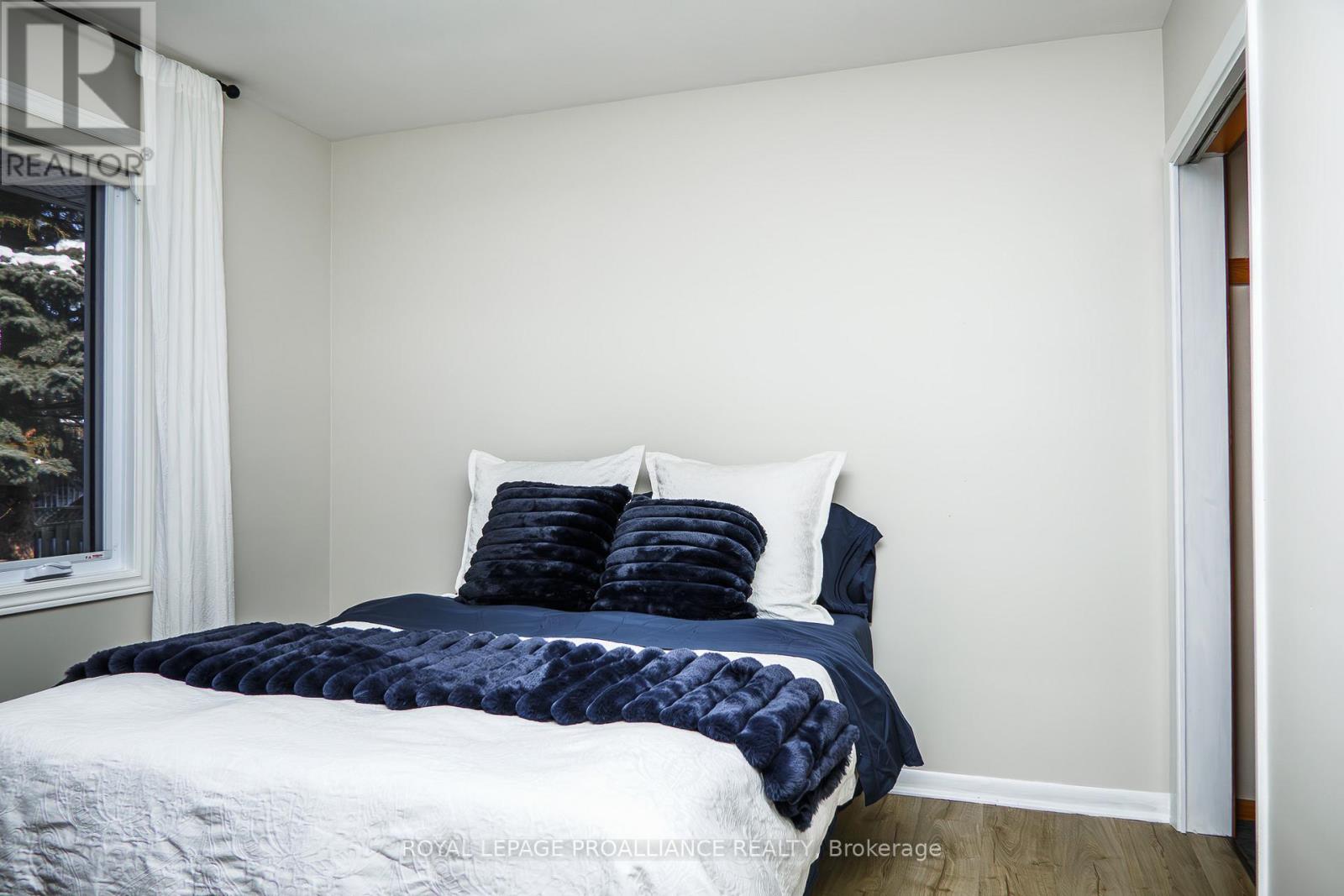 10 Devere Gardens, Quinte West (Trenton Ward), Ontario  K8V 3M3 - Photo 21 - X12754462