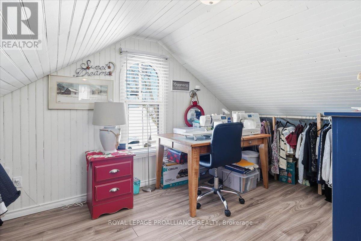 880 Big Island Road, Prince Edward County (Sophiasburg Ward), Ontario  K0K 1W0 - Photo 27 - X12754322