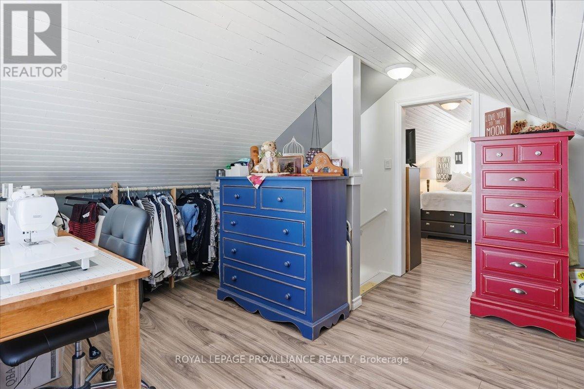 880 Big Island Road, Prince Edward County (Sophiasburg Ward), Ontario  K0K 1W0 - Photo 28 - X12754322