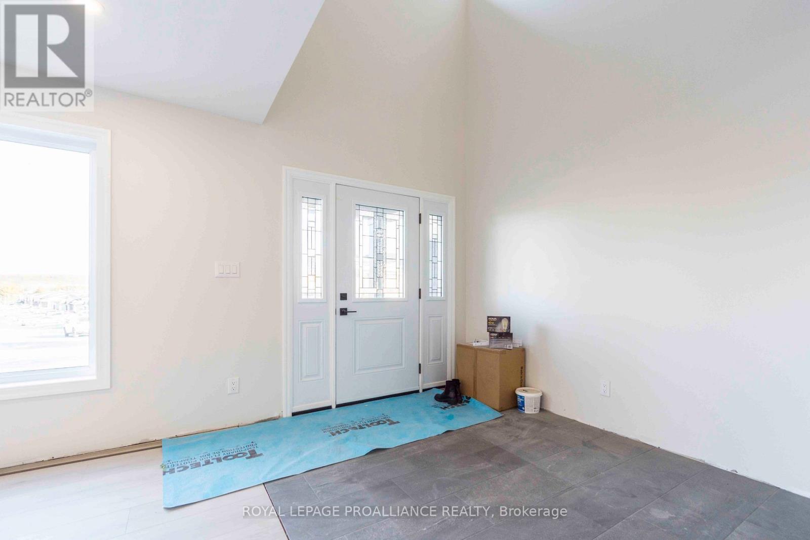 63 Meagan Lane, Quinte West (Frankford Ward), Ontario  K0K 2C0 - Photo 2 - X12755220