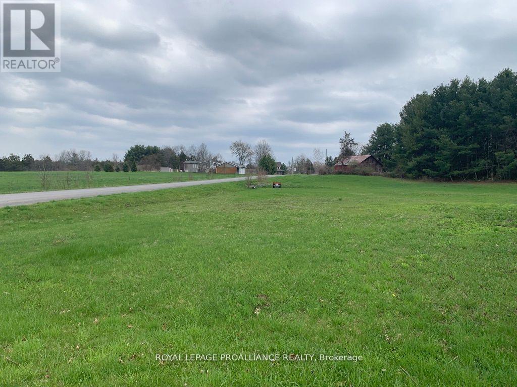 489 Prinyers Cove Crescent, Prince Edward County (North Marysburg Ward), Ontario  K0K 2T0 - Photo 3 - X12755244