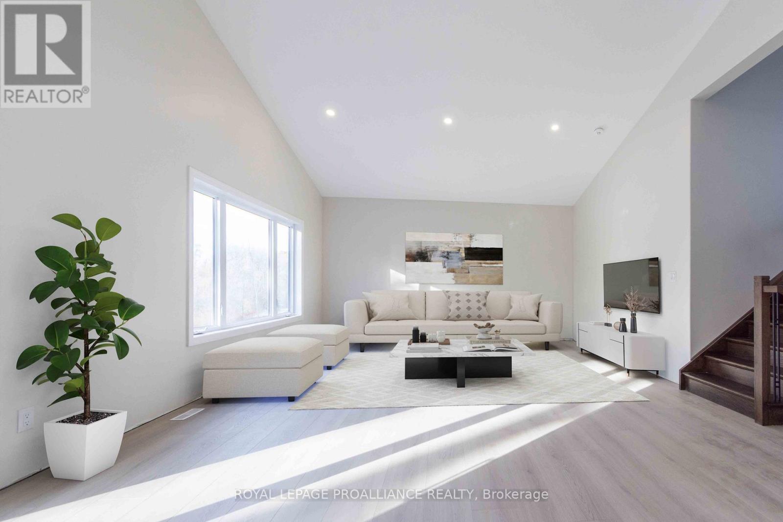 63 Meagan Lane, Quinte West (Frankford Ward), Ontario  K0K 2C0 - Photo 12 - X12755220