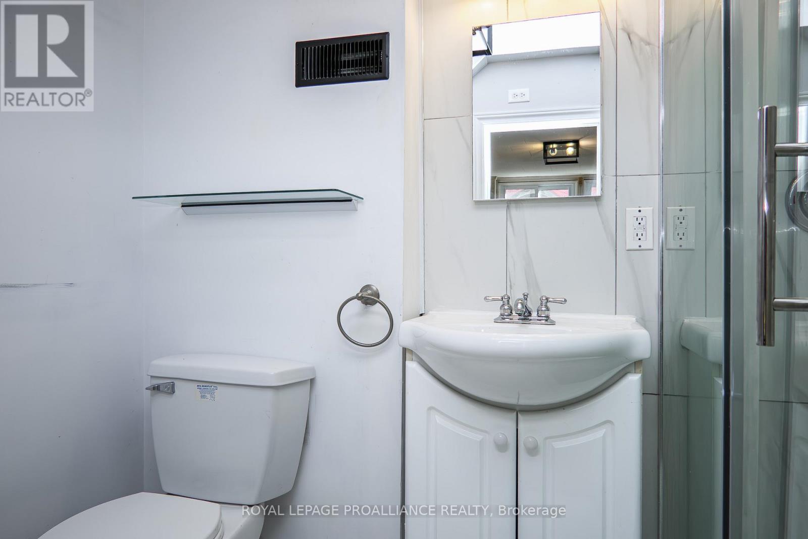 10 Devere Gardens, Quinte West (Trenton Ward), Ontario  K8V 3M3 - Photo 34 - X12754462