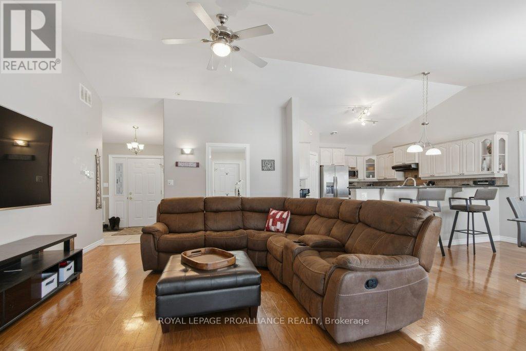 51 Applewood Drive, Brighton, Ontario  K0K 1H0 - Photo 8 - X12754924