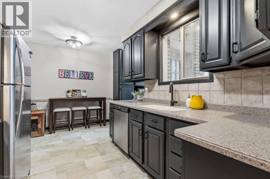 5119 Cherryhill Crescent, Burlington, Ontario  L7L 4B8 - Photo 15 - 40800757