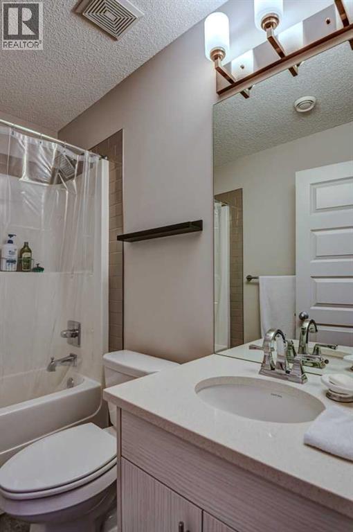 78 Marquis Heights Se, Calgary, Alberta  T3M 2A8 - Photo 35 - A2268771