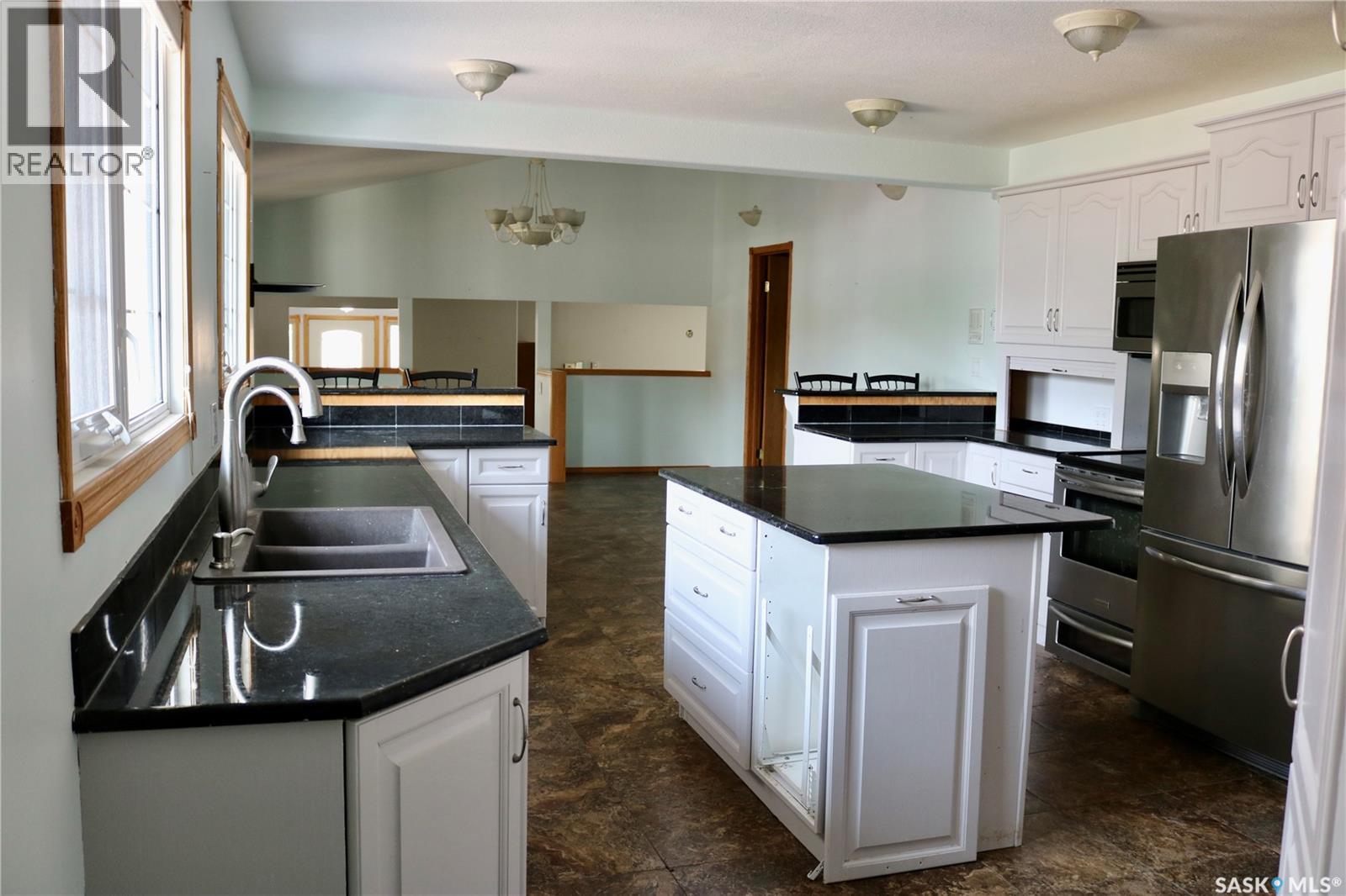 1307 Windover Avenue, Moosomin, Saskatchewan  S0G 3N0 - Photo 17 - SK008094