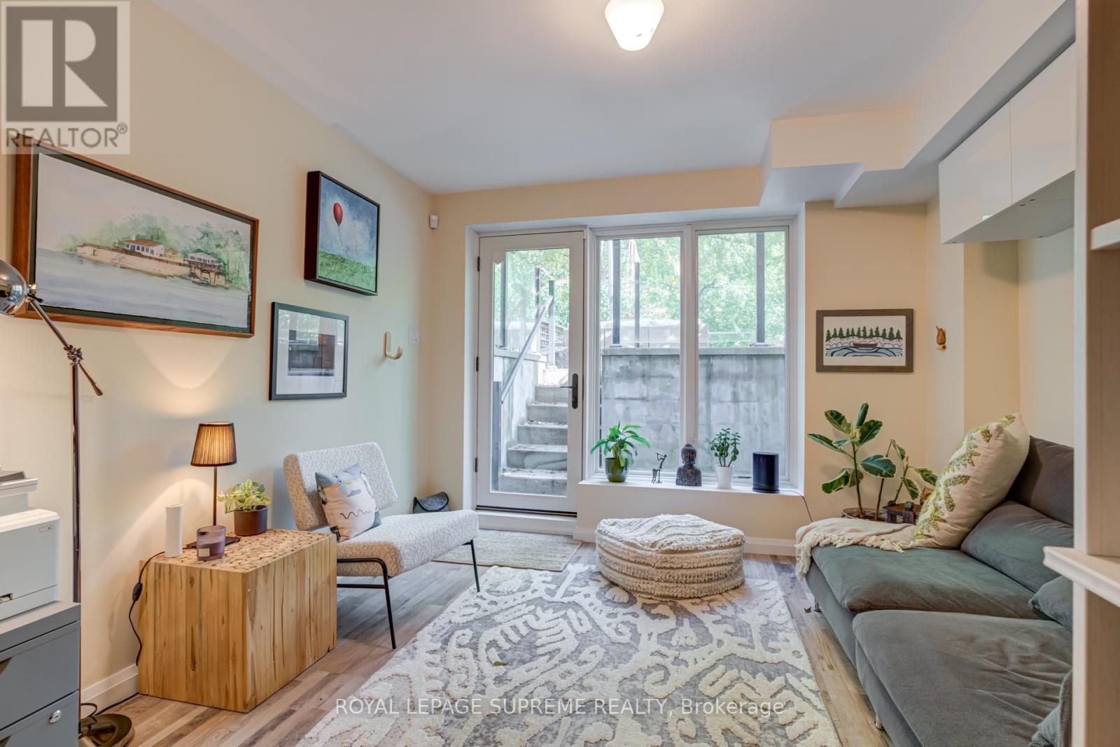 11 West Lynn Avenue, Toronto (Woodbine Corridor), Ontario  M4C 3V7 - Photo 24 - E12754000