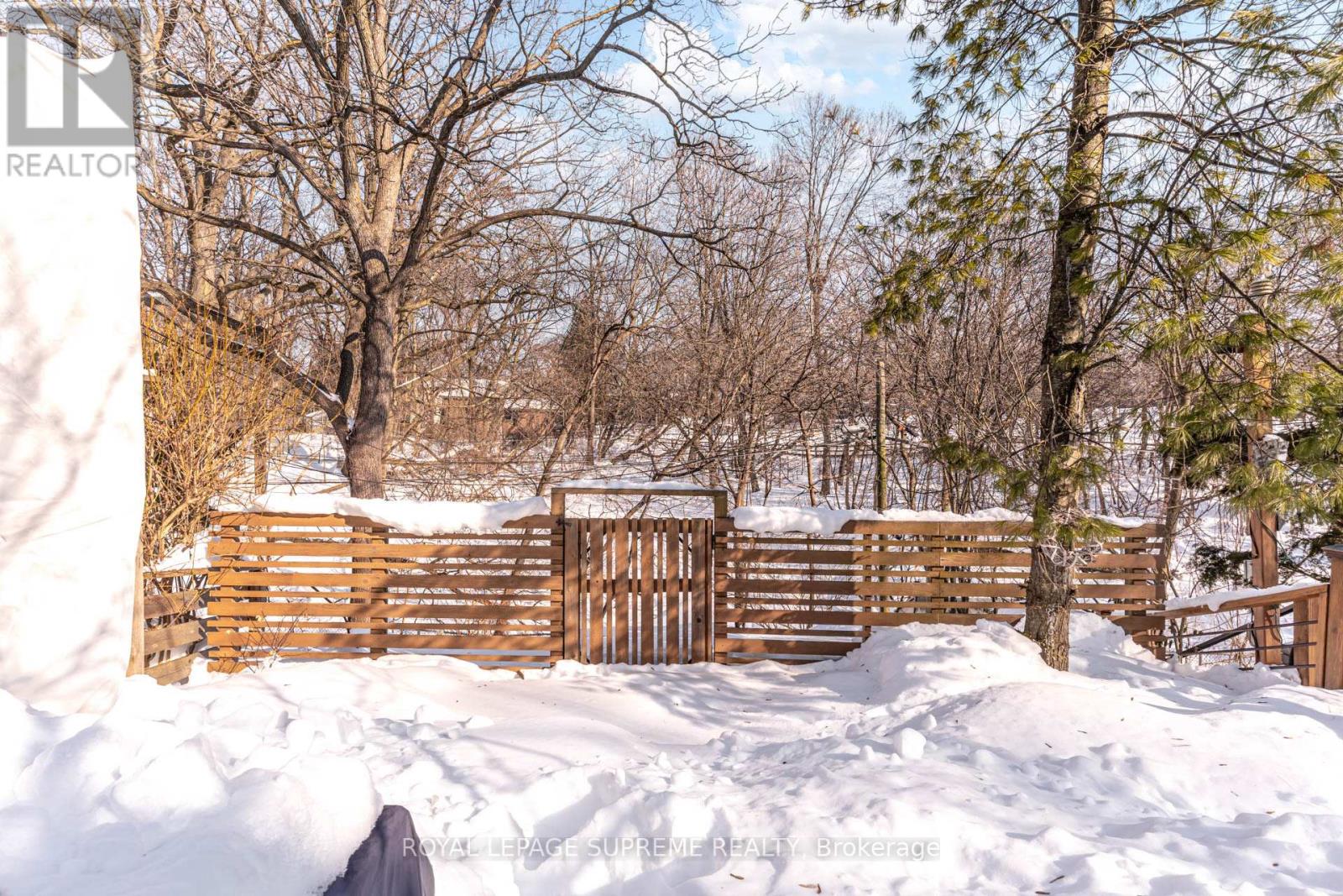 11 West Lynn Avenue, Toronto (Woodbine Corridor), Ontario  M4C 3V7 - Photo 28 - E12754000