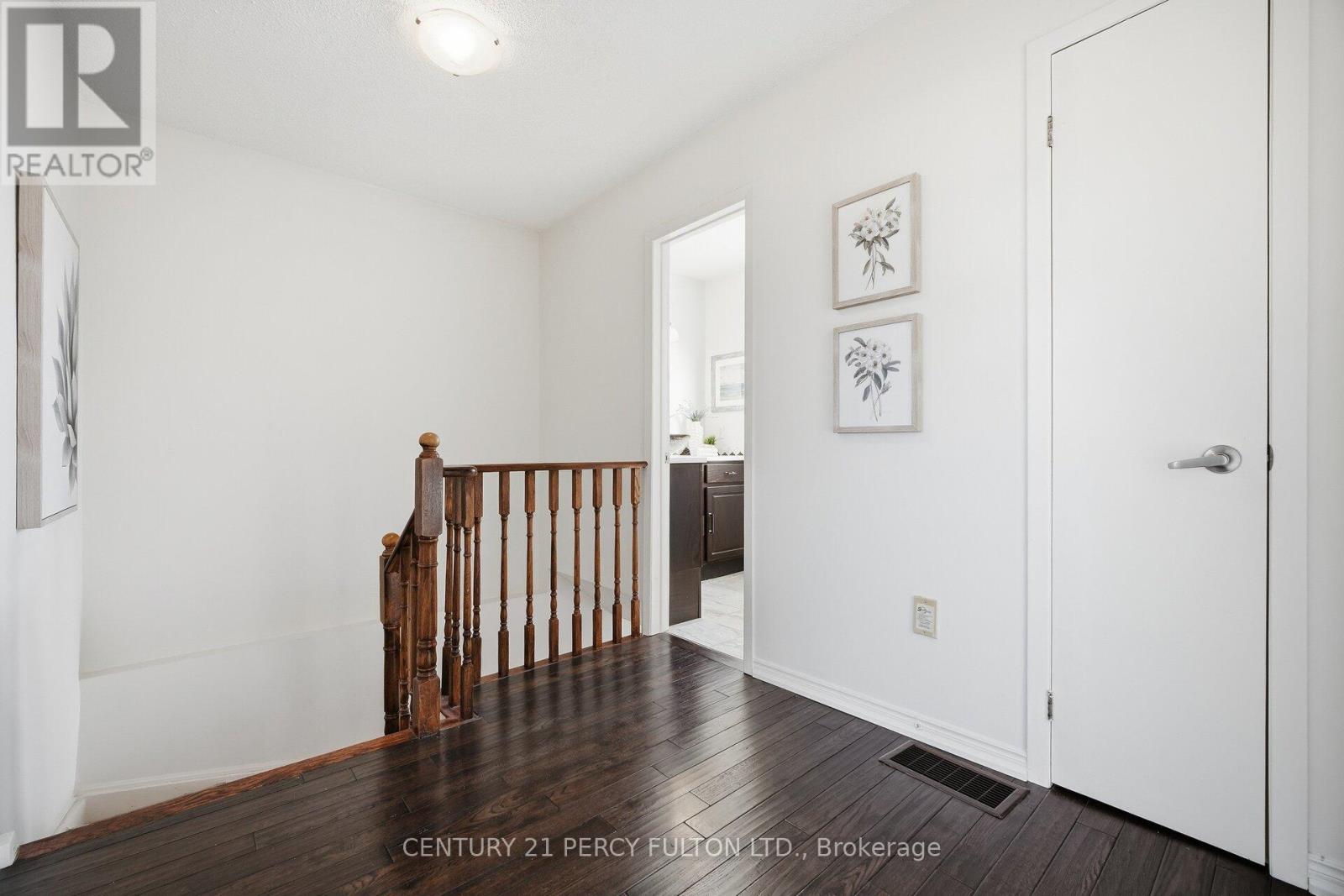 1302 Ferncliff Circle, Pickering, Ontario  L1X 1W7 - Photo 16 - E12755448