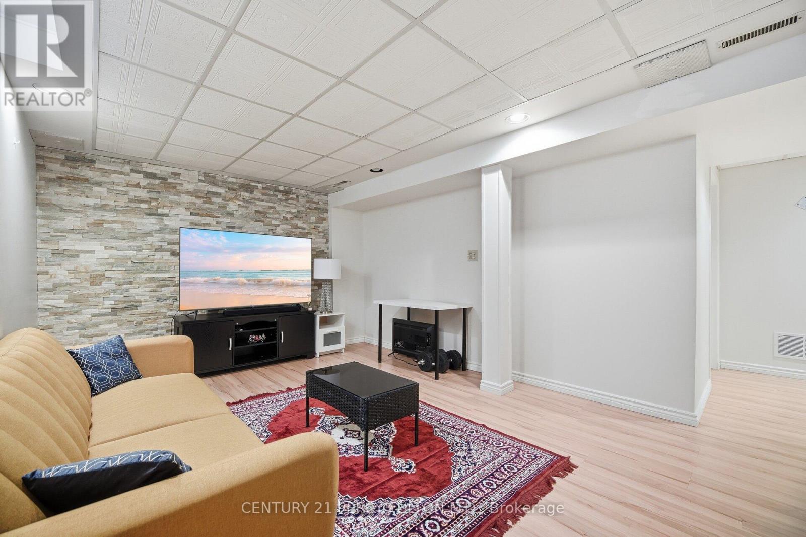 1302 Ferncliff Circle, Pickering, Ontario  L1X 1W7 - Photo 28 - E12755448