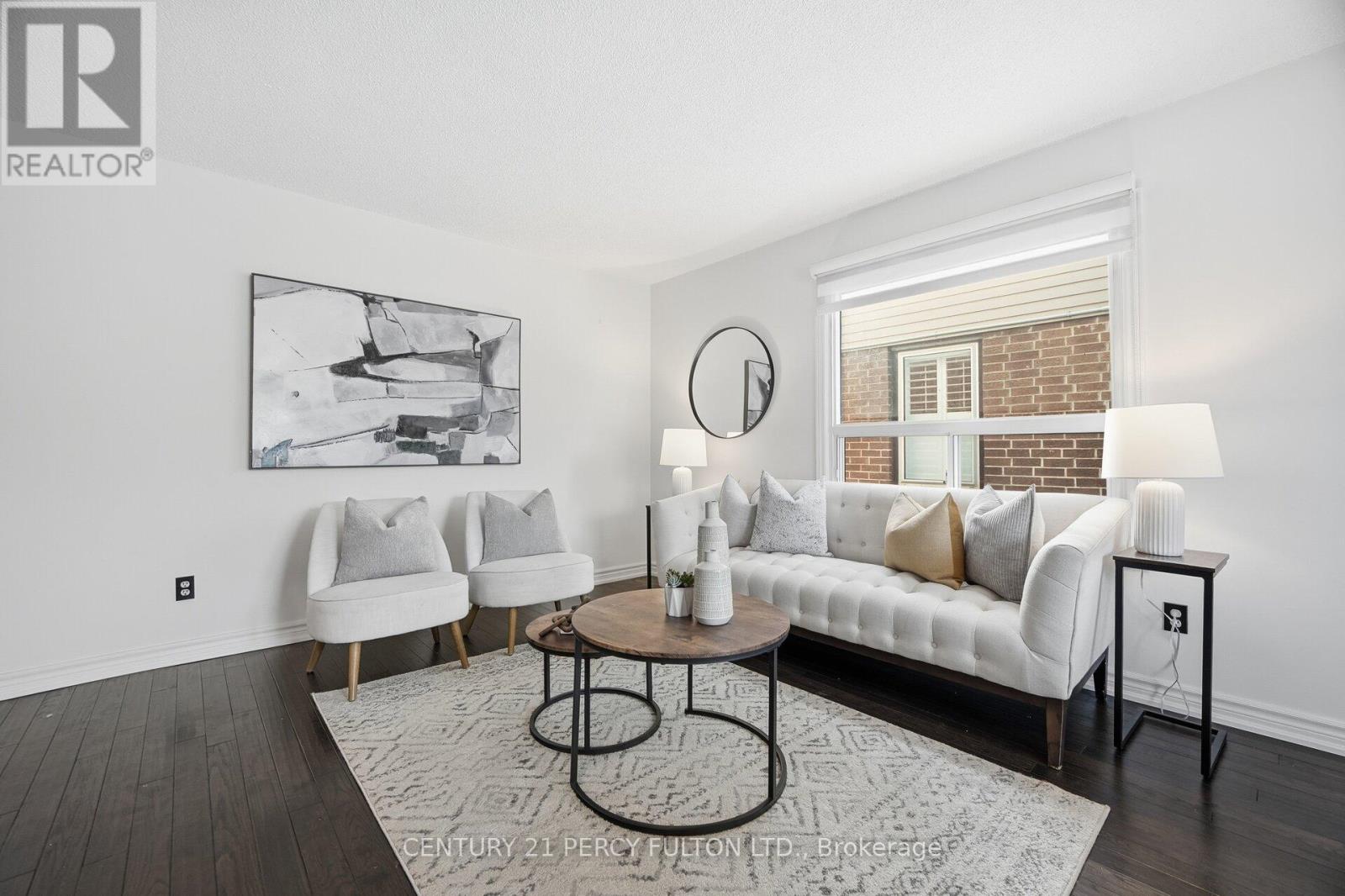 1302 Ferncliff Circle, Pickering, Ontario  L1X 1W7 - Photo 5 - E12755448