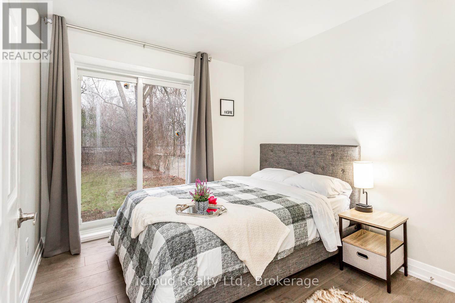 89 Darlingside Drive, Toronto (West Hill), Ontario  M1E 3P2 - Photo 11 - E12755490