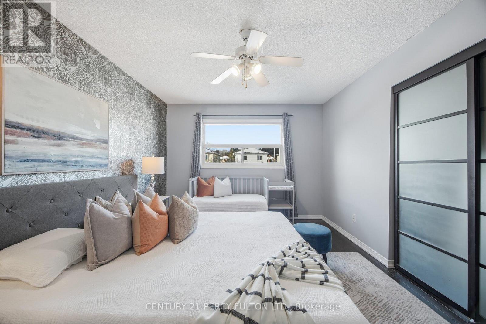 1302 Ferncliff Circle, Pickering, Ontario  L1X 1W7 - Photo 18 - E12755448